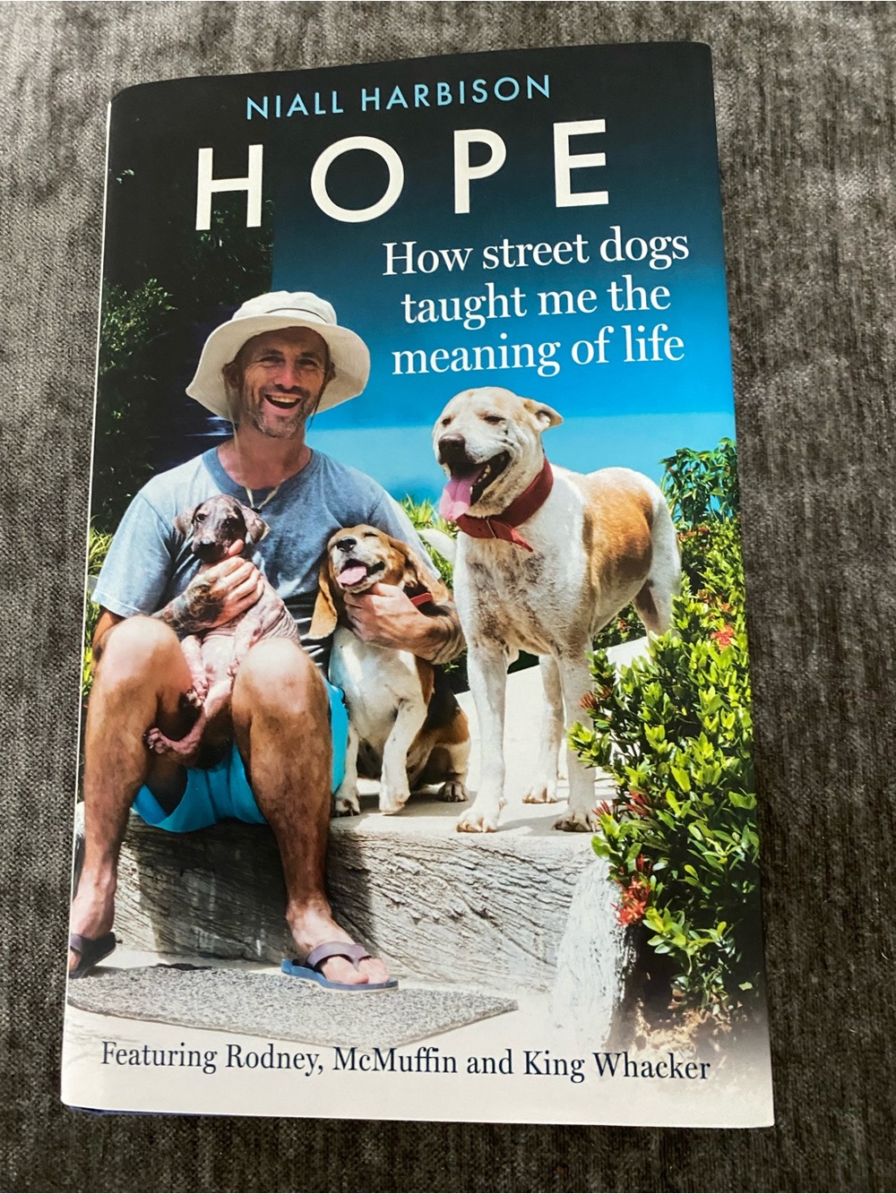 NIALL HARBISON HOPE - Blue Cover Dog Memoir